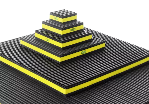 Piastre antivibrazione 50 x 50 x 22 mm - Anti-vibration pad